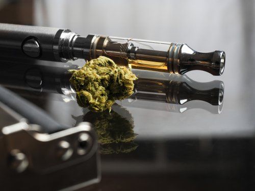 Vaping Medical Marijuana: The Benefits & Risks