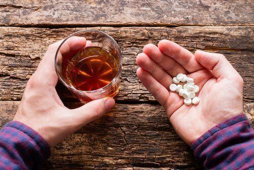Is Medical Marijuna the Answer to Reducing Use of Pills & Alcohol?