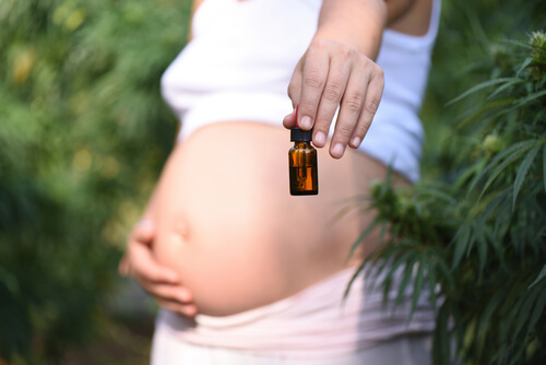 Can CBD Use During Pregnancy Cause Complications?