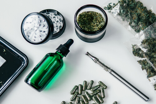 Cannabis Forms of Administration: What’s Legal, What’s Not, And What Forms To Consider for Treating Your Condition